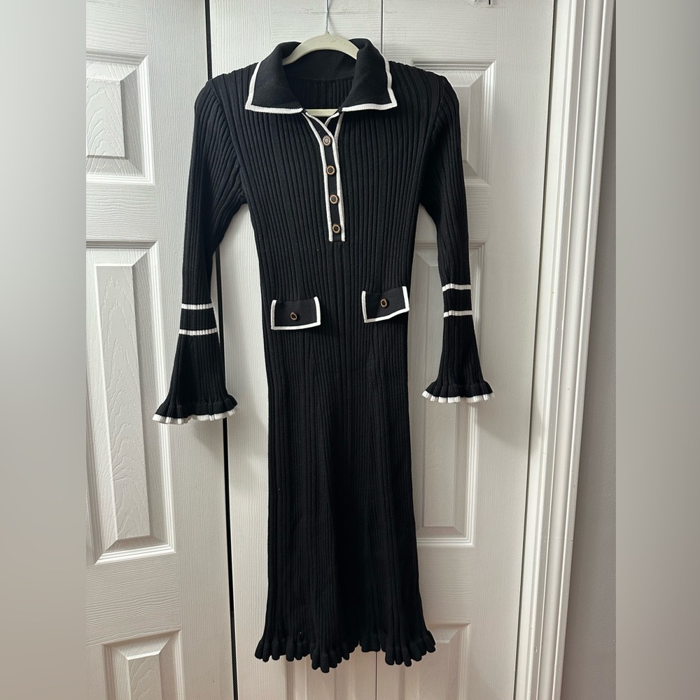 Ribbed knit midi dress